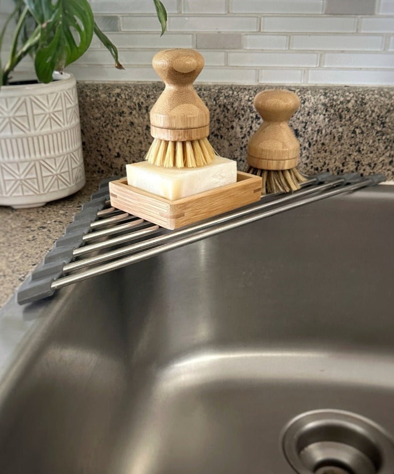 MeMotherEarth Corner Roll-Up Sink Rack - Thumbnail 4
