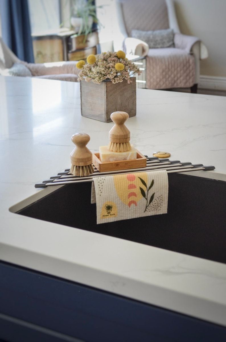 MeMotherEarth Corner Roll-Up Sink Rack