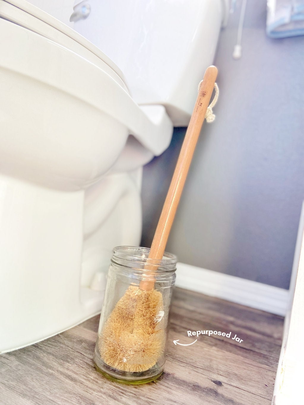 2pcs Home Toilet Brush Wooden Long Handle Toilet Cleaner Brush for Hotel  Bathroom and Household (Random Color)