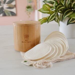 Hemp Cotton Rounds with Bamboo Storage Box: Zero Waste Skincare