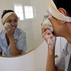 konjac sponge facial cleanser
