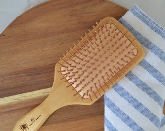 Cepillo de pelo con pala de bambú / Cuidado del cabello sostenible / Cero residuos