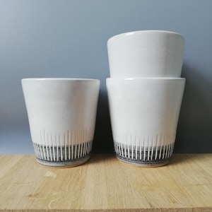 Grey & white ceramic tumbler