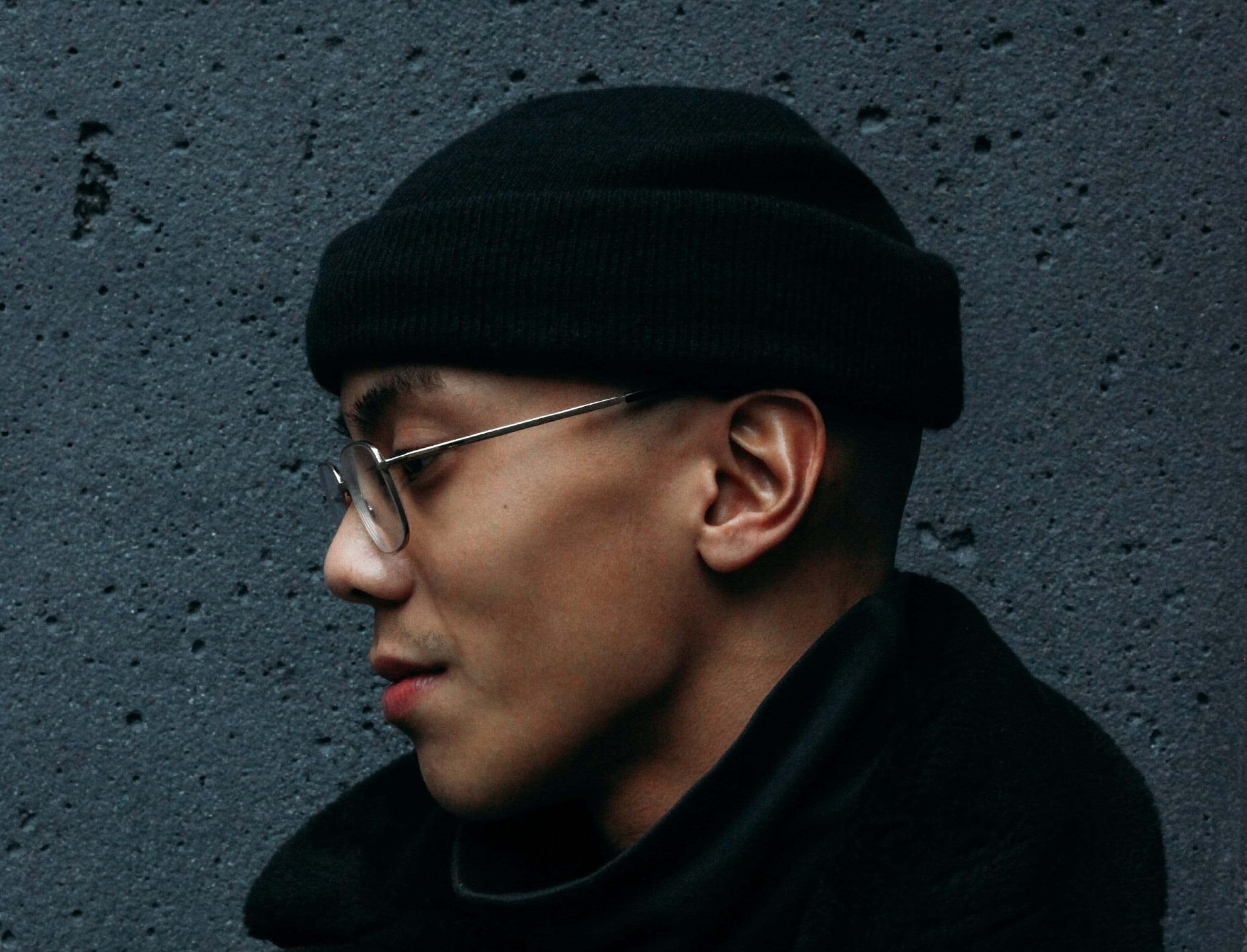 black docker beanie