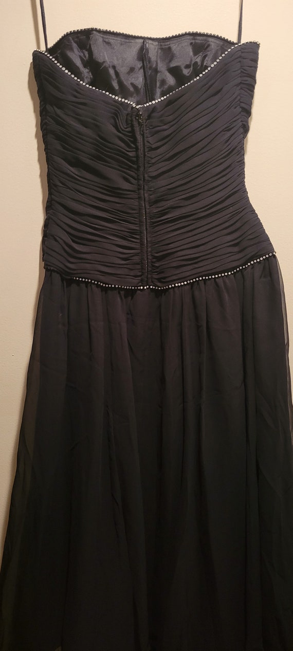 Black Strapless Evening Dress - image 2