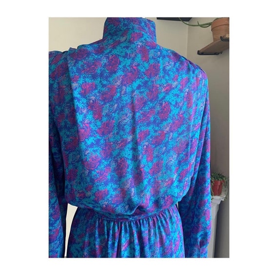 1980s Samantha Stevens Dress with Feather Pattern - image 5