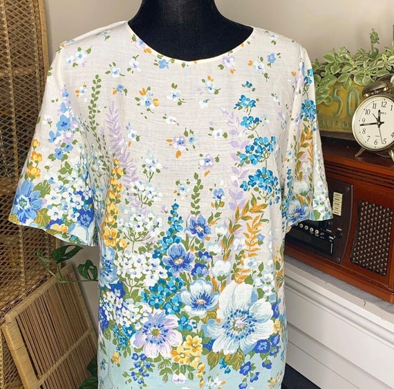 1970s Handmade Vintage Flower Power Floral Top - image 2