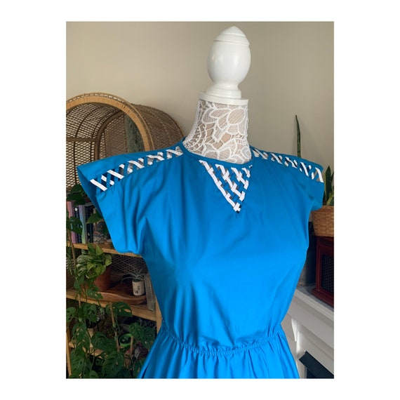 1960s 1970s Handmade Dress with Basket Weave Neck… - image 6