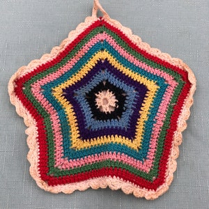 Vintage Crocheted Pot Holder, 6 inch diameter, Multi-colored, Star shaped, 1950&#39;s
