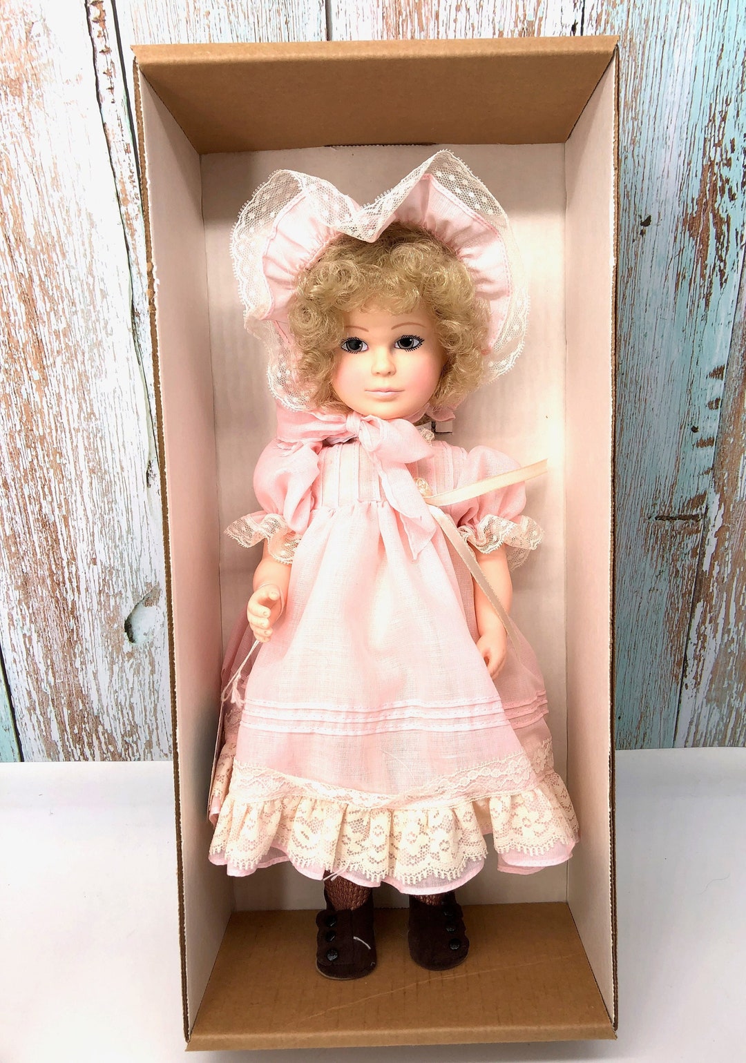 Vintage Effanbee Laurel Doll, MIB Laurel Doll, Jan Hagara Artist Doll