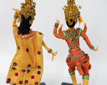 ヴィンテージのタイの踊り人形：職人による民芸品のカップル、民族衣装