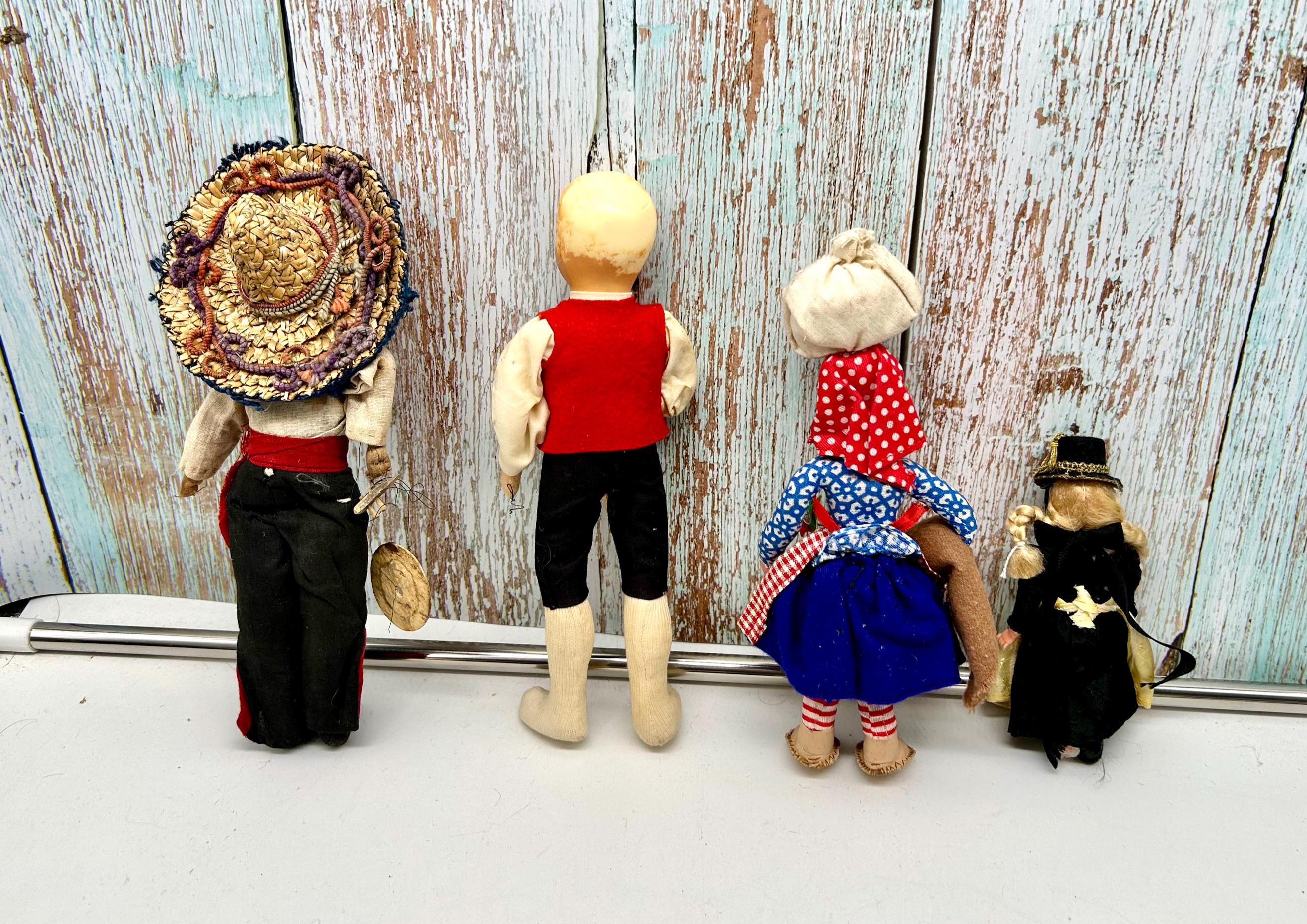 Vintage International Dolls: Baitz Franzl, Portuguese Maria Helena