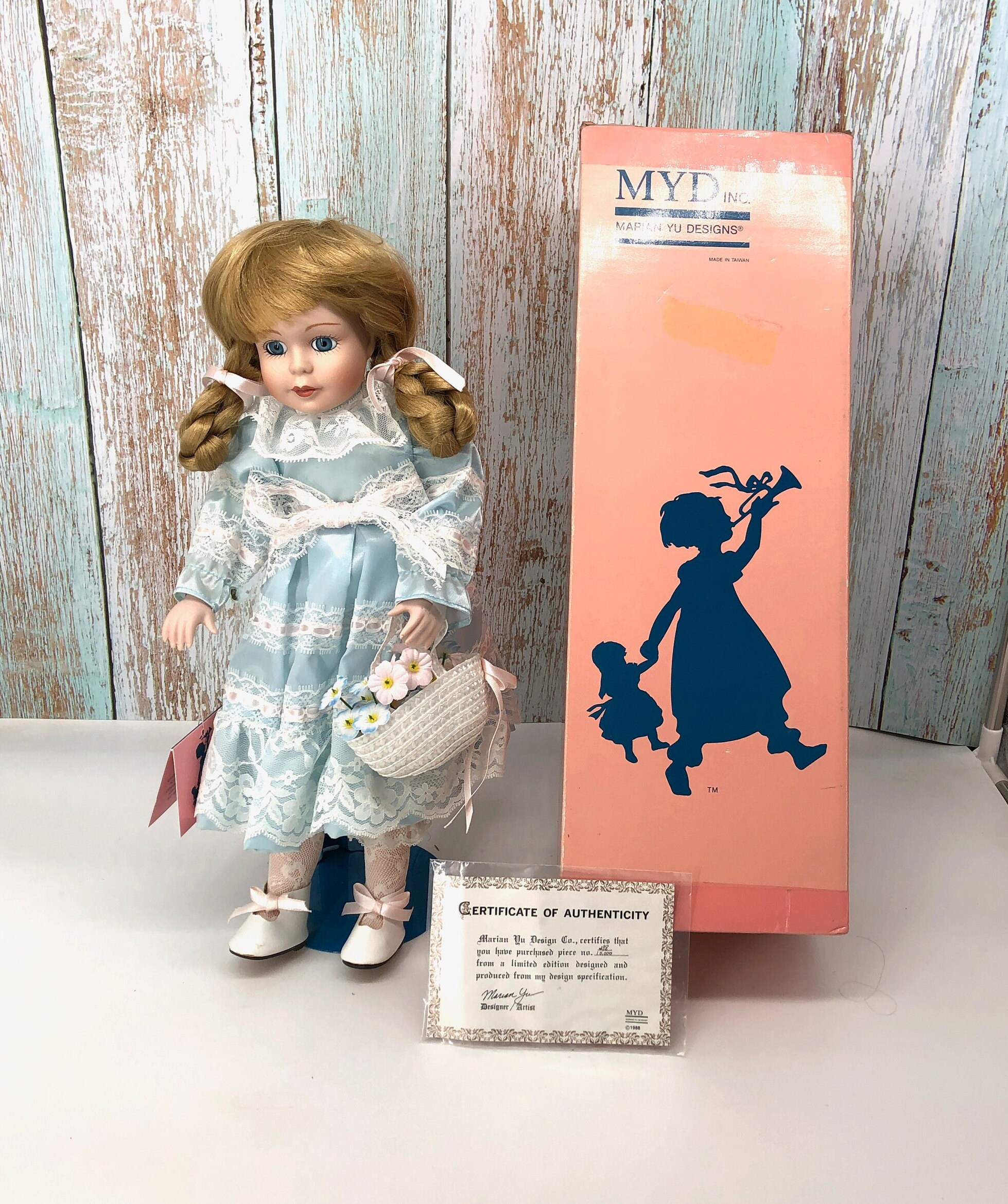 Marian Yu Design MYD 16 Bisque Doll SCHOOL GIRL Beautiful w/box
