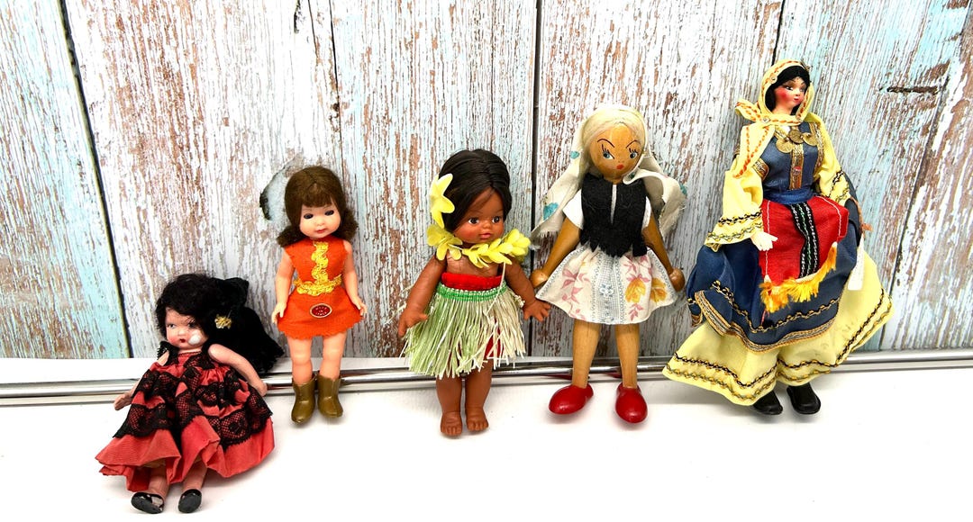 Vintage International Dolls, Mid-century International Dolls ...