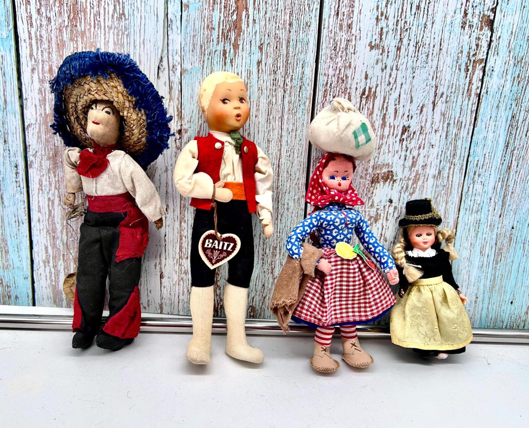 Vintage International Dolls: Baitz Franzl, Portuguese Maria Helena