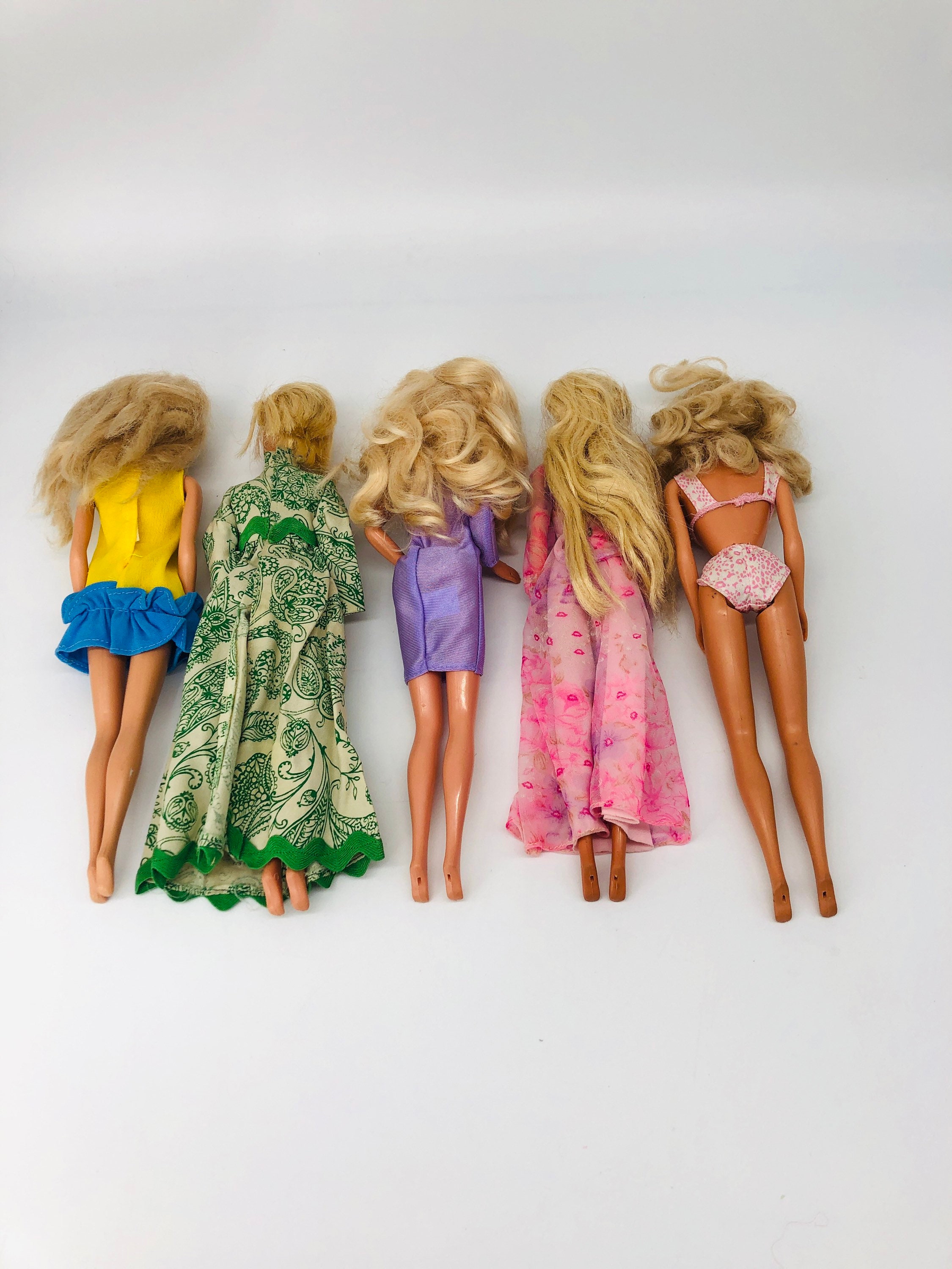 1980年代～90年代のヴィンテージバービー人形（オリジナル衣装付き