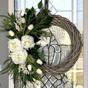 Wreaths for front door year round, Tulips wreath, White flowers wreath