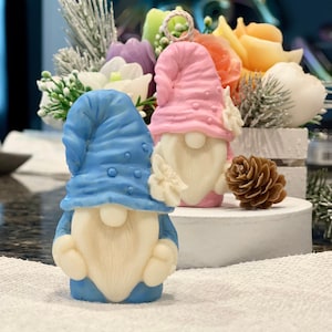 Gnome candle favor, Cute soy wax candle