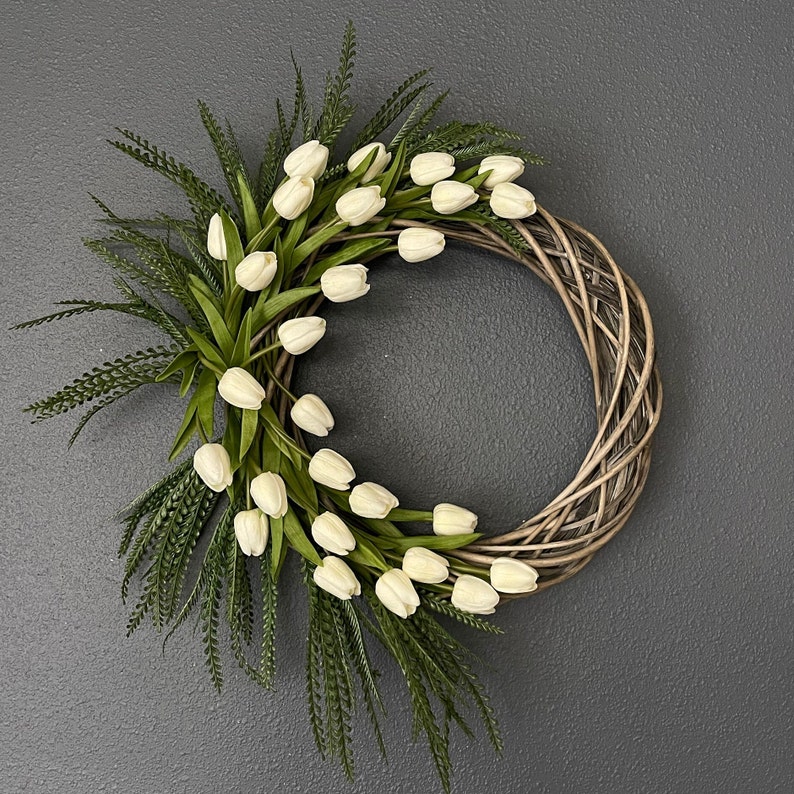 Tulips wreath, Wreaths for front door year round, Indoor wreath, White flowers wreath