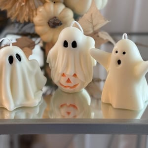 Ghost Candle  – Halloween Decor – Orange & White Ghost Candles – Spooky Fall Aesthetic – Cute Halloween Gifts