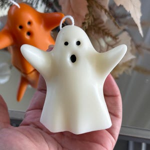 Ghost Candle  – Halloween Decor – Orange & White Ghost Candles – Spooky Fall Aesthetic – Cute Halloween Gifts