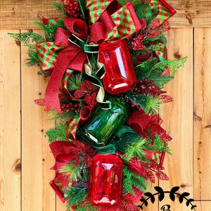 Christmas swag, holiday wreath, front door wreath, outdoor decor, Holiday swag, Christmas door decoration, traditional Christmas decor