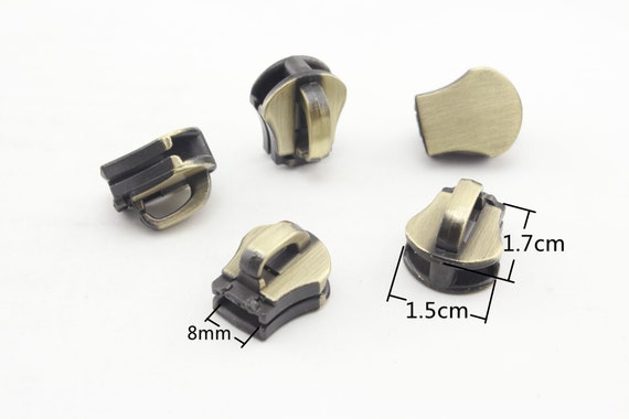 15pcs of Size 8# 8mm Zinc Alloy Zipper Slider Replacement Repair 15pcs of Size 8# 8mm Zinc Alloy Zipper Slider Replacement Repair
