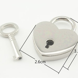 Heart Padlock and Key Charm: Nickel Purse Lock (26mm x 32mm)