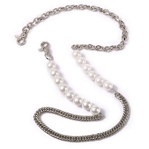 Tariff Free !Luxury Fusion: Exquisite Combination of High-End Pearls and Metal in a Mixed Style bag purse Chain strap