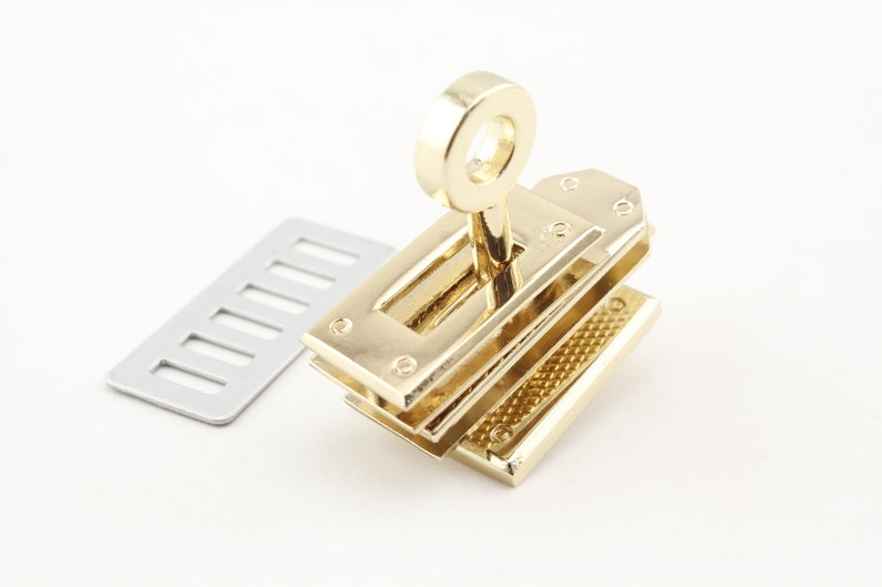 1 1/4 inch 32mm bracelet buckle connector clasp Purse clutch bag strap turn lock kit Light gold image 1