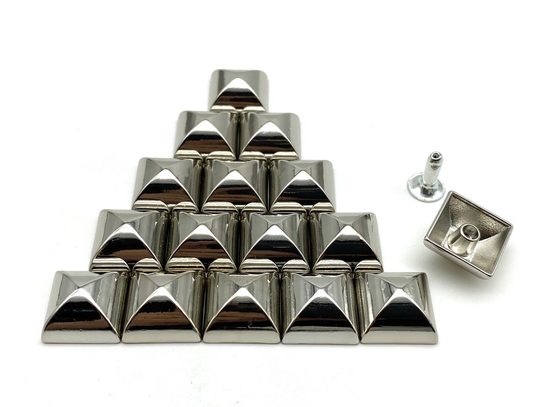 アクセサリー BUNNEY 15mm Pyramid Stud EmbroideryMaterial Pyramid Shape Double Hole Studs for Men/Women