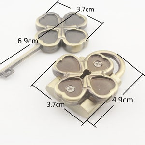 49mm x 37mm Anti bronze flower bag purse clutch pad lock and key necklace Charm making hardware