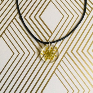 Yellow Flower Round Necklace
