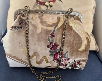 Ooak, velvet, bag, silk velvet, handmadebag, unique piece, metalframe, cliclac, velvet, velvet bags, velvet bag, handmade bag