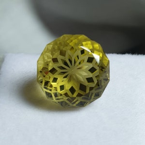 Beautiful natural lemon Quartz precision cut for ring or pendant/ lemon Quartz fantasy cut. Weight - 12.30 carats. Size 14 mm approx.