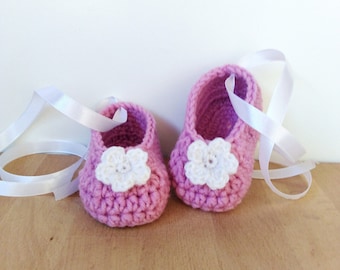 Easy Crochet Baby Ballet Slippers Pattern (PDF Pattern)