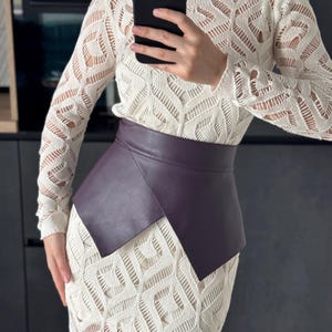 Pflaume Schößchen Gürtel: Vegan Leder Wickelrock für Kleid, Fashionista Geschenk
