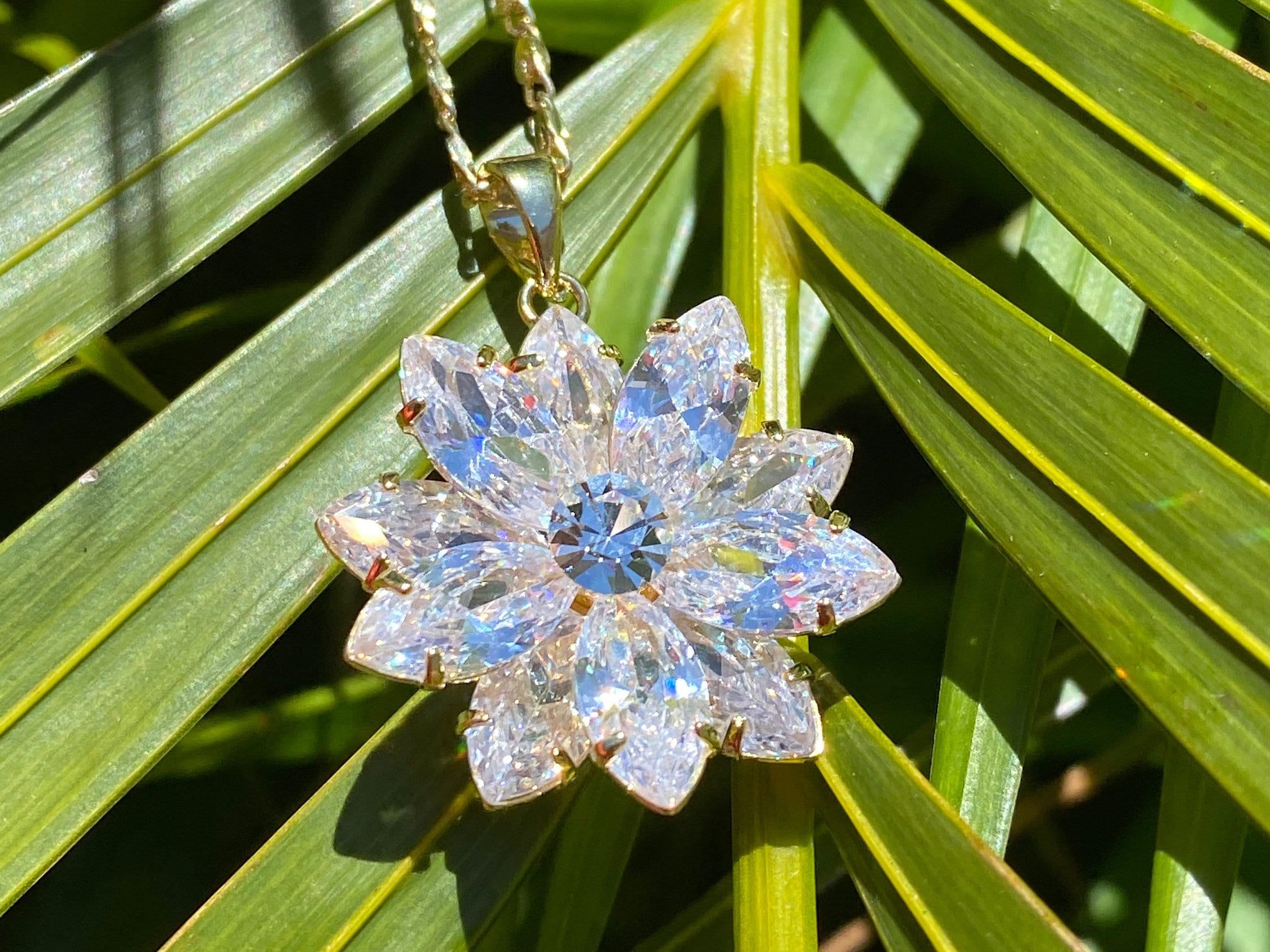 Sunflower Necklace Sunflower Pendant Tiny Flower Necklace Etsy