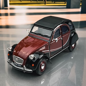 1984 Citroen 2CV6 Charleston | Diecast Model Car | 1/24 Scale Vintage Model Car | Licensed Model Car