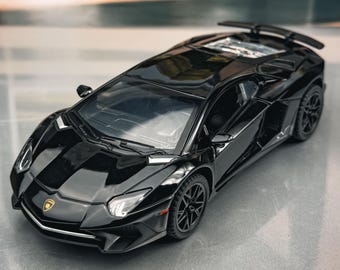 Matchbox Lamborghini Diecast & Toy 1:64 Scale Mini GT 1:64 Mijo