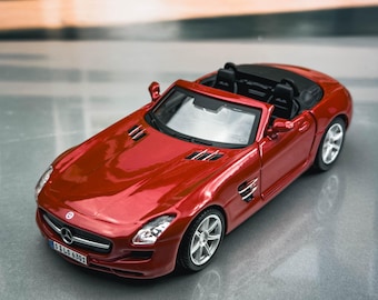 Mercedes Benz SLS AMG Roadster | Diecast Model Car | 1/32 Scale