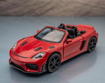 Porsche 718 Spyder RS Diecast Model Car | 1:36 Scale, Red