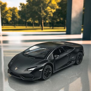 Lamborghini Huracan | Die-Cast Model Car | 1/36 Scale | Gift