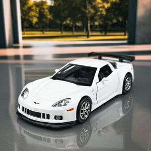 Chevrolet Corvette C6-R 2010 | Modèle réduit de voiture moulé sous pression | Échelle 1/36 | Cadeau