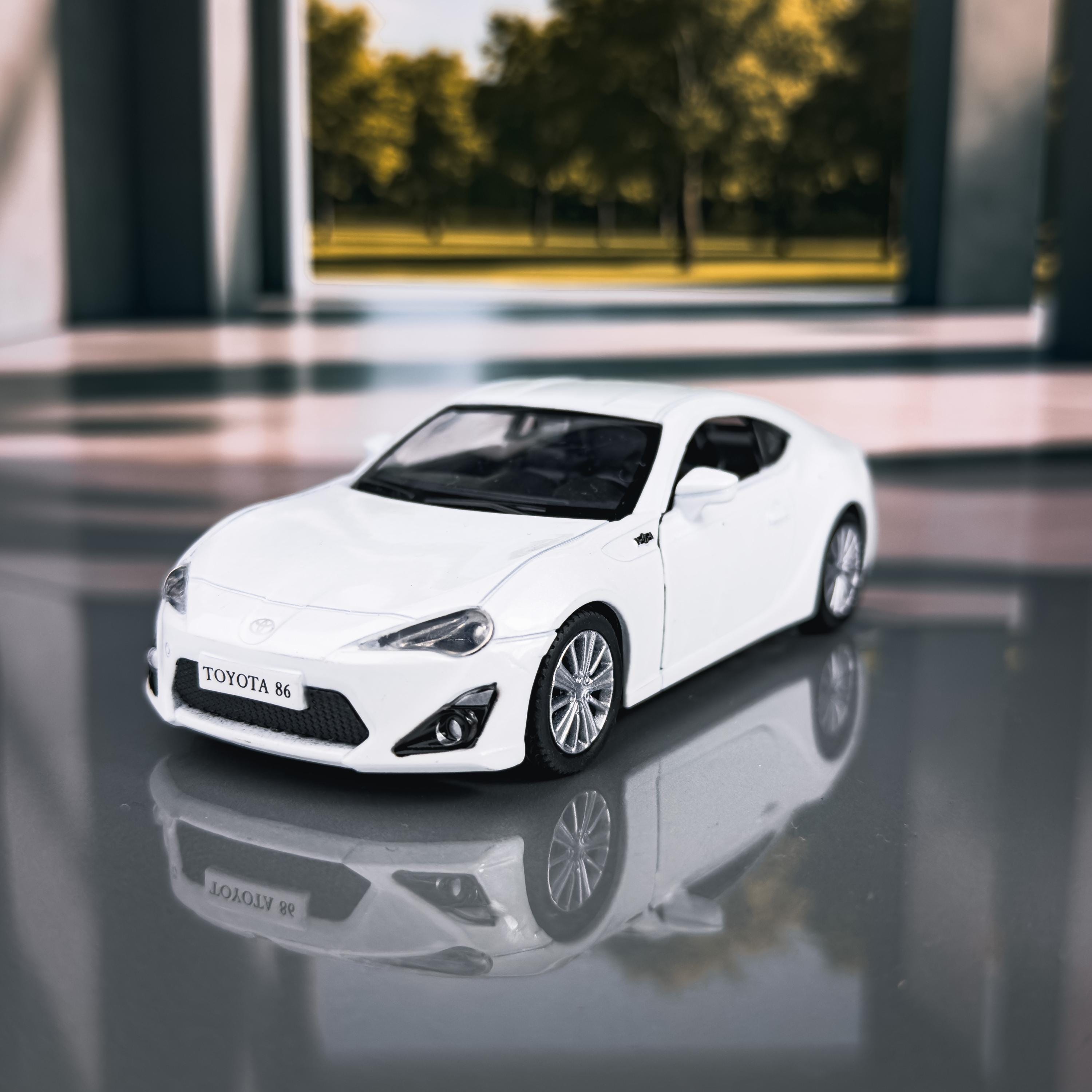 トヨタ 86 RC ミニカー ホワイト　非売品 Toyota 86 Diecast Model Car | 1:36 Scale, White - Etsy
