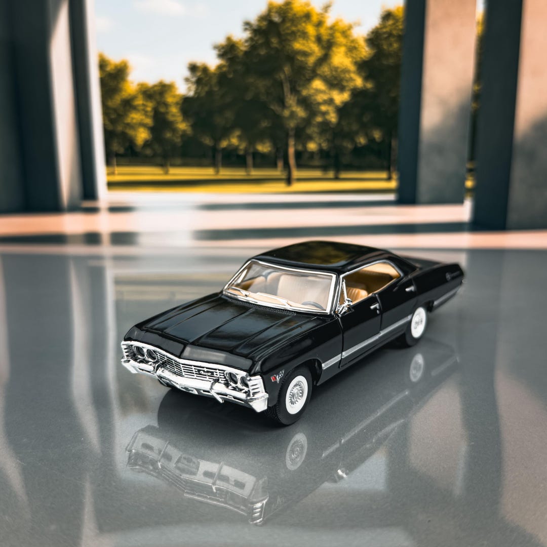 ミニカー 1967 Chevrolet impala 1967 CHEVROLET IMPALA SS SILVER & BLACK 1/24 DIECAST MODEL CAR BY