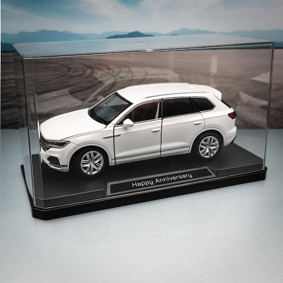 WELLY製　VW トゥアレグ　ミニカー　１／18 絶版品　Touareg Volkswagen Touareg Diecast Model Car | 1:32 Scale, White - Etsy