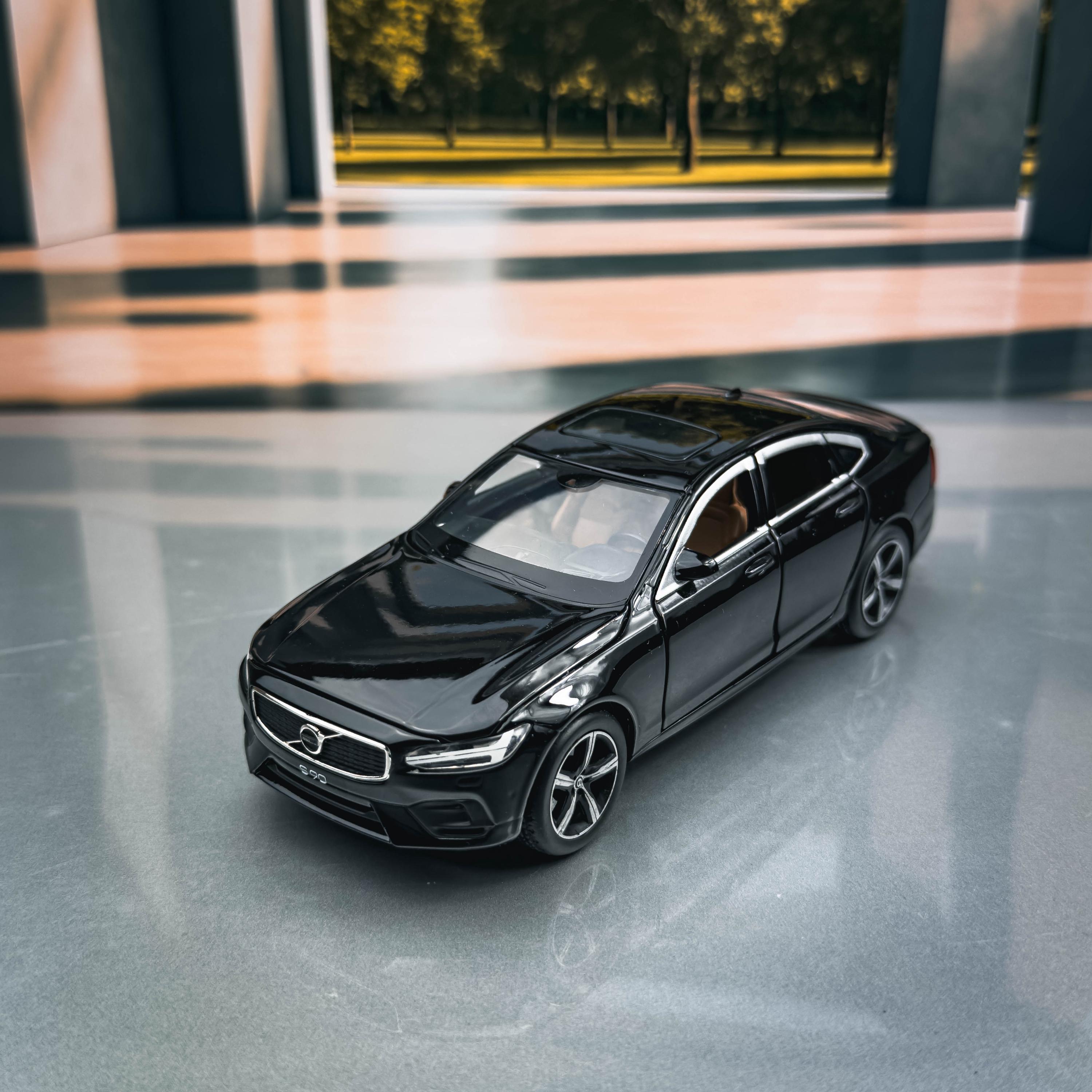 Volvo S90 | Diecast Model Car | Licensed Original Volvo | Scale 1