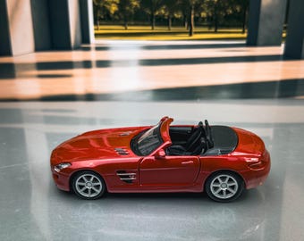 Mercedes Benz SLS AMG Roadster | Diecast Model Car | 1/32 Scale