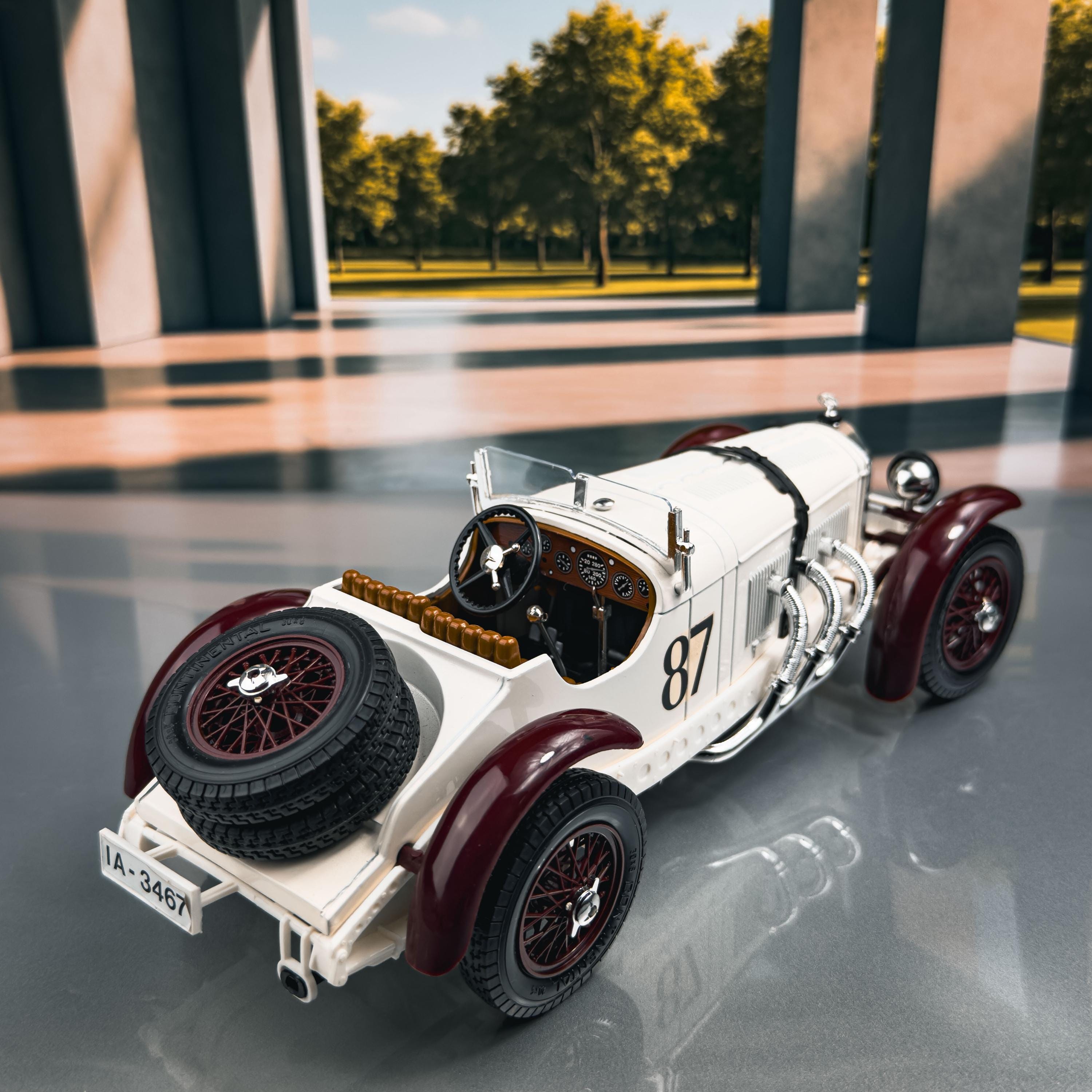 1931 メルセデスベンツ SSKL「カラツィオラ」 | ダイキャストモデル